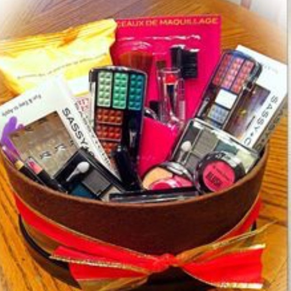 Ulta Beauty Makeup Gift Baskets Makeuppmsbathbdaycongrats Poshmark